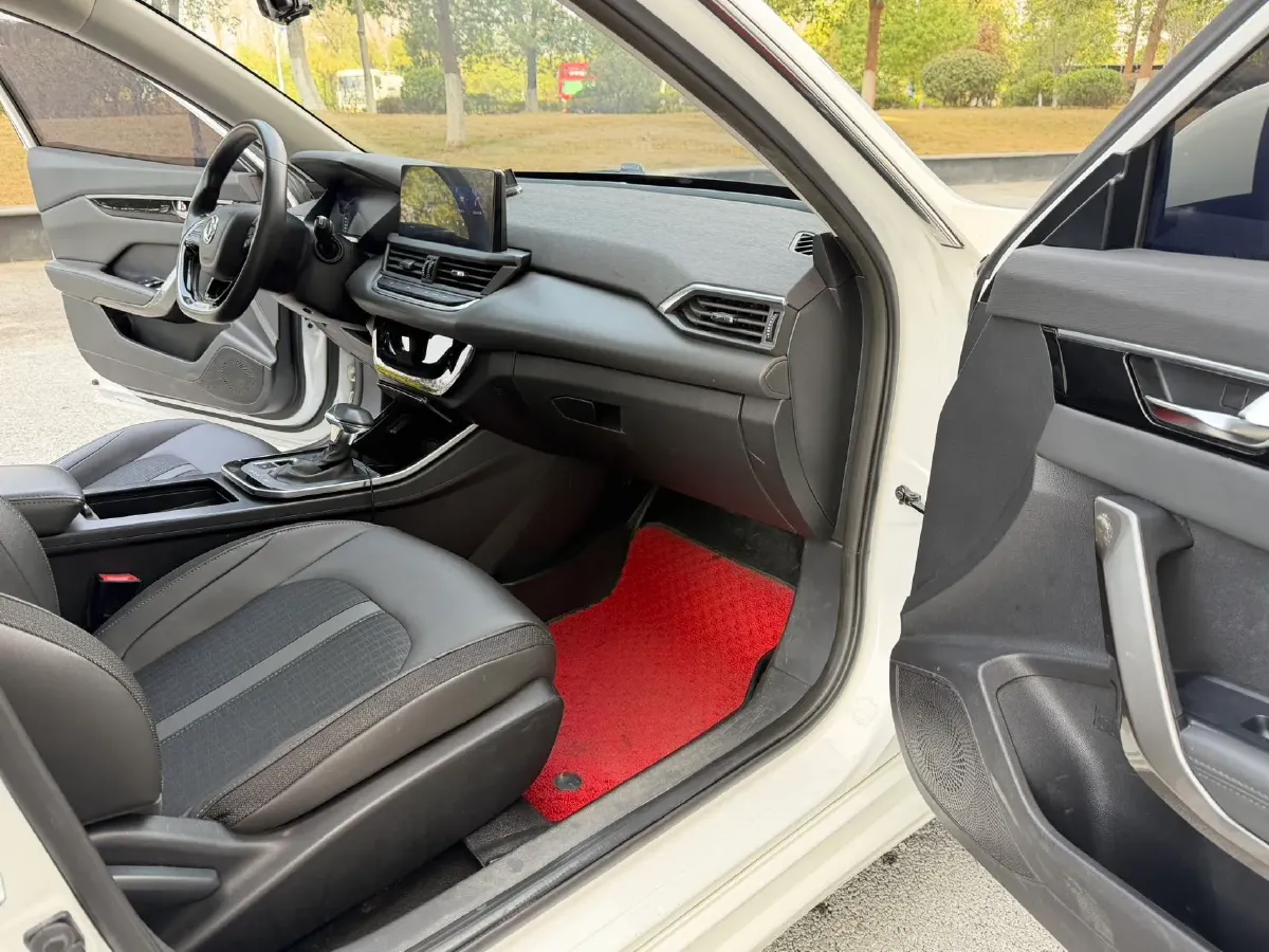 2020 DongFeng Aeolus YiXuan 1.5T 150HP L4 6DCT,autocango,china used car exporter,china ev exporter,chinese used car exporter,chinese used ev exporter