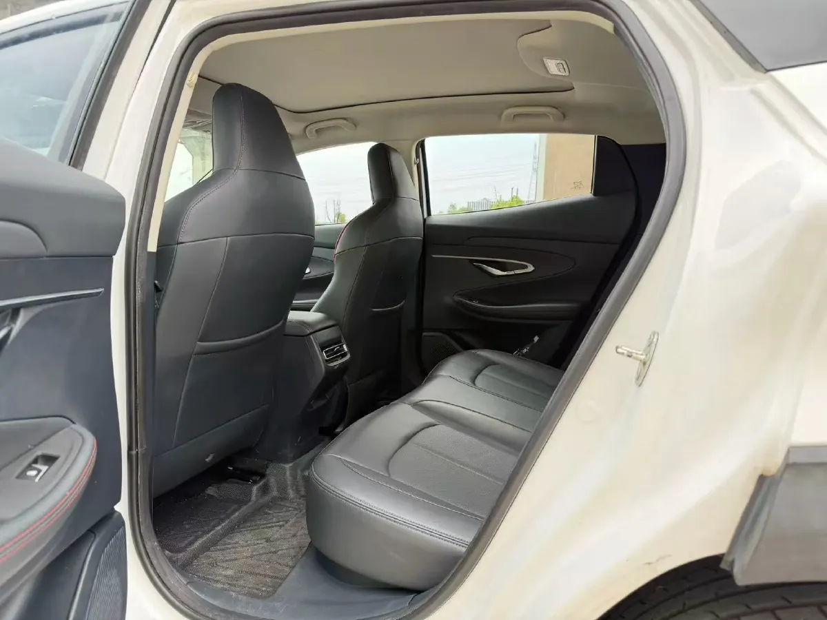 2020 ChangAn UNI-T 1.5T 180HP L4 7DCT,autocango,china used car exporter,china ev exporter,chinese used car exporter,chinese used ev exporter