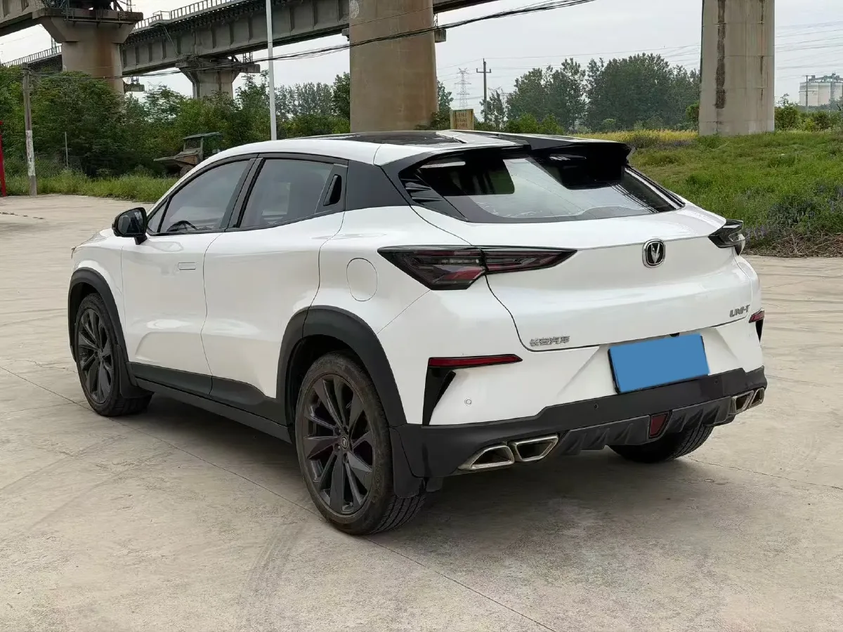 2020 ChangAn UNI-T 1.5T 180HP L4 7DCT,autocango,china used car exporter,china ev exporter,chinese used car exporter,chinese used ev exporter