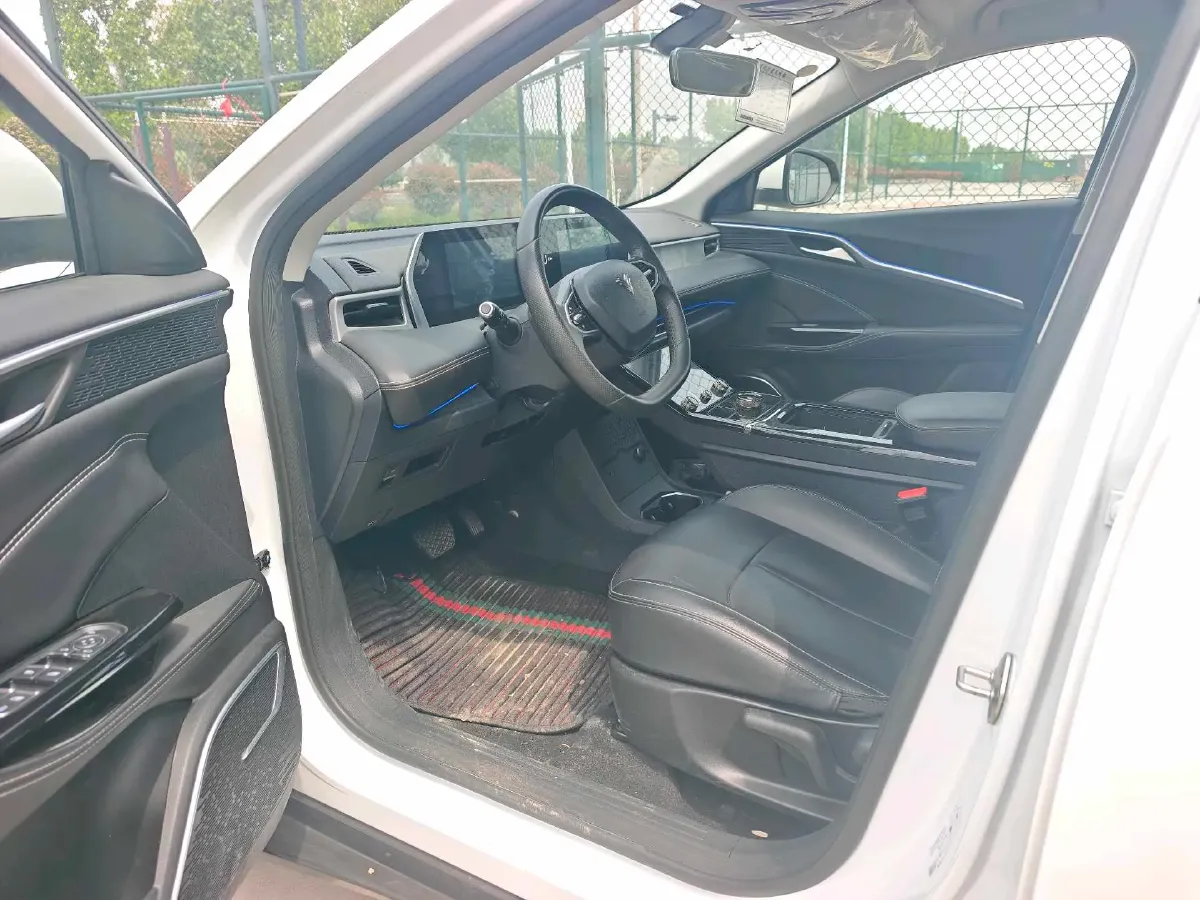 2022 Venucia Grand V 1.5T 190HP L4 7DCT,autocango,china used car exporter,china ev exporter,chinese used car exporter,chinese used ev exporter