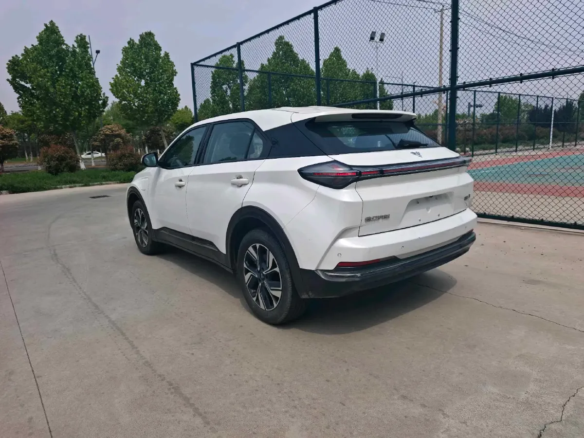 2022 Venucia Grand V 1.5T 190HP L4 7DCT,autocango,china used car exporter,china ev exporter,chinese used car exporter,chinese used ev exporter