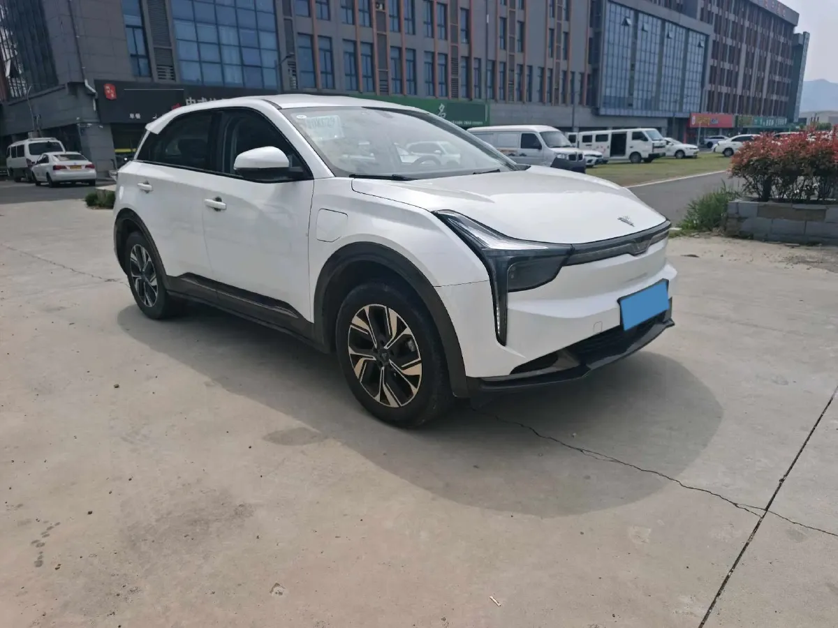 2022 Venucia Grand V 1.5T 190HP L4 7DCT,autocango,china used car exporter,china ev exporter,chinese used car exporter,chinese used ev exporter