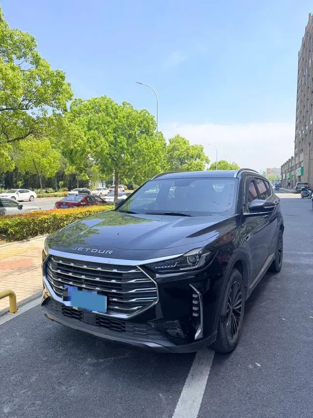 2023 ChangAn Oshan X7 Plus 1.5T 188HP L4 7DCT,autocango,china used car exporter,china ev exporter,chinese used car exporter,chinese used ev exporter