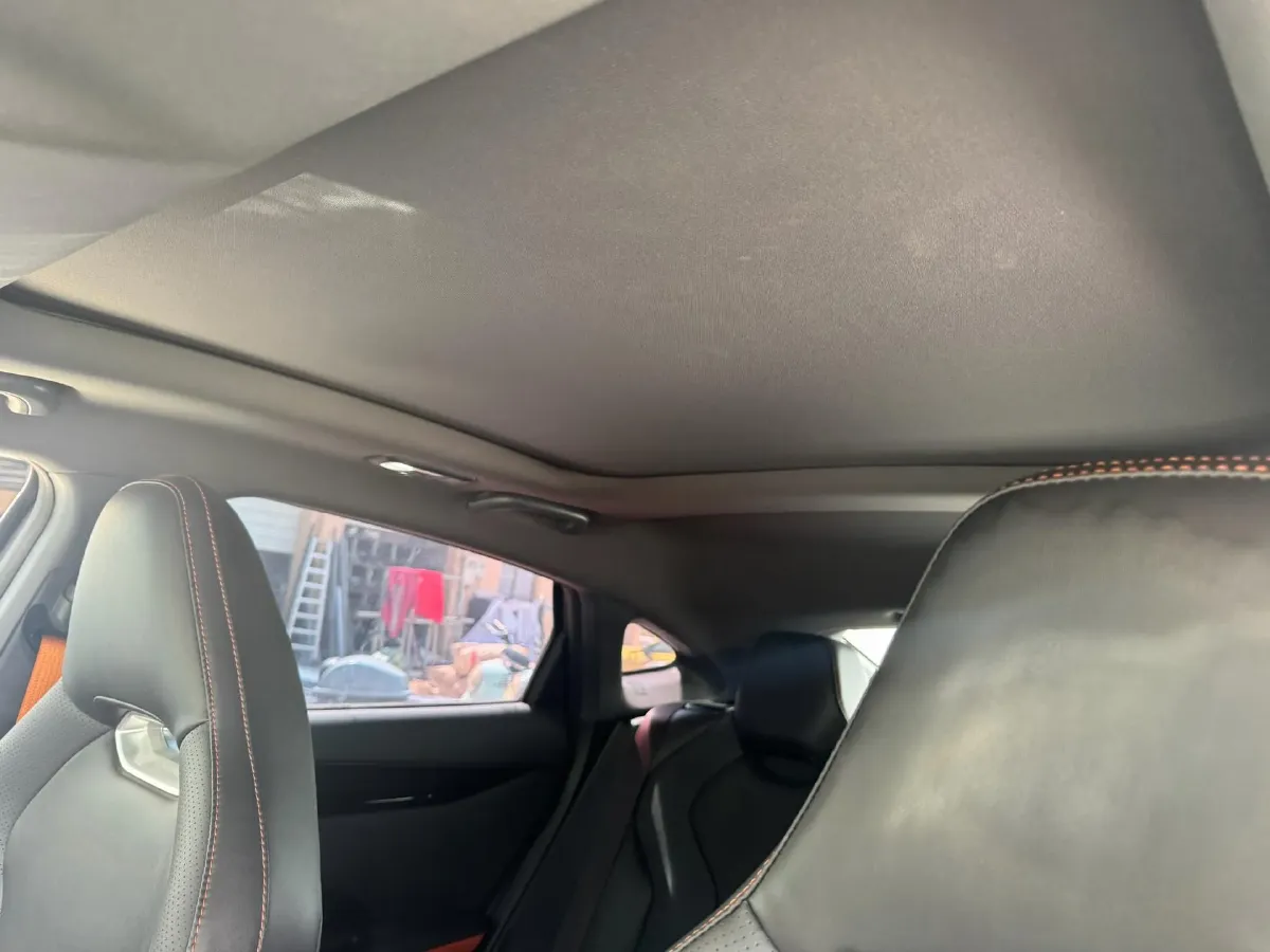 2023 ChangAn UNI-V 1.5T 188HP L4 7DCT,autocango,china used car exporter,china ev exporter,chinese used car exporter,chinese used ev exporter