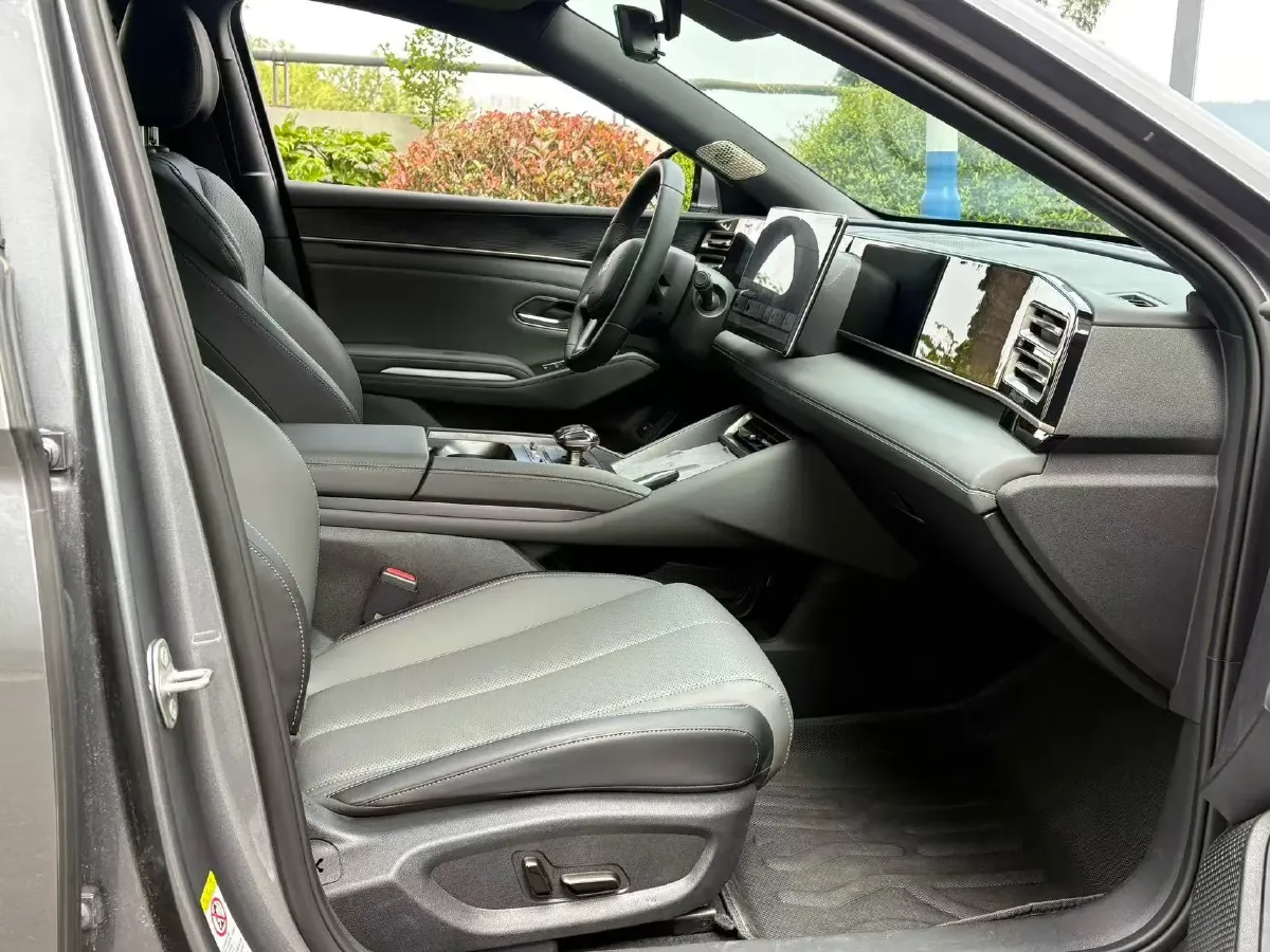 2025 BYD QinL 1.5L 101HP L4 E-CVT PHEV 15.87KWH,autocango,china used car exporter,china ev exporter,chinese used car exporter,chinese used ev exporter