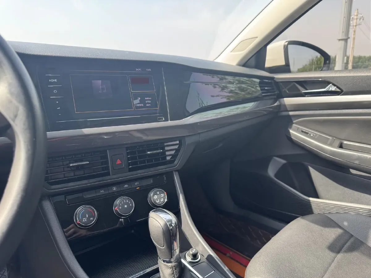 2021 Volkswagen Bora 1.5L 113HP L4 6AT,autocango,china used car exporter,china ev exporter,chinese used car exporter,chinese used ev exporter