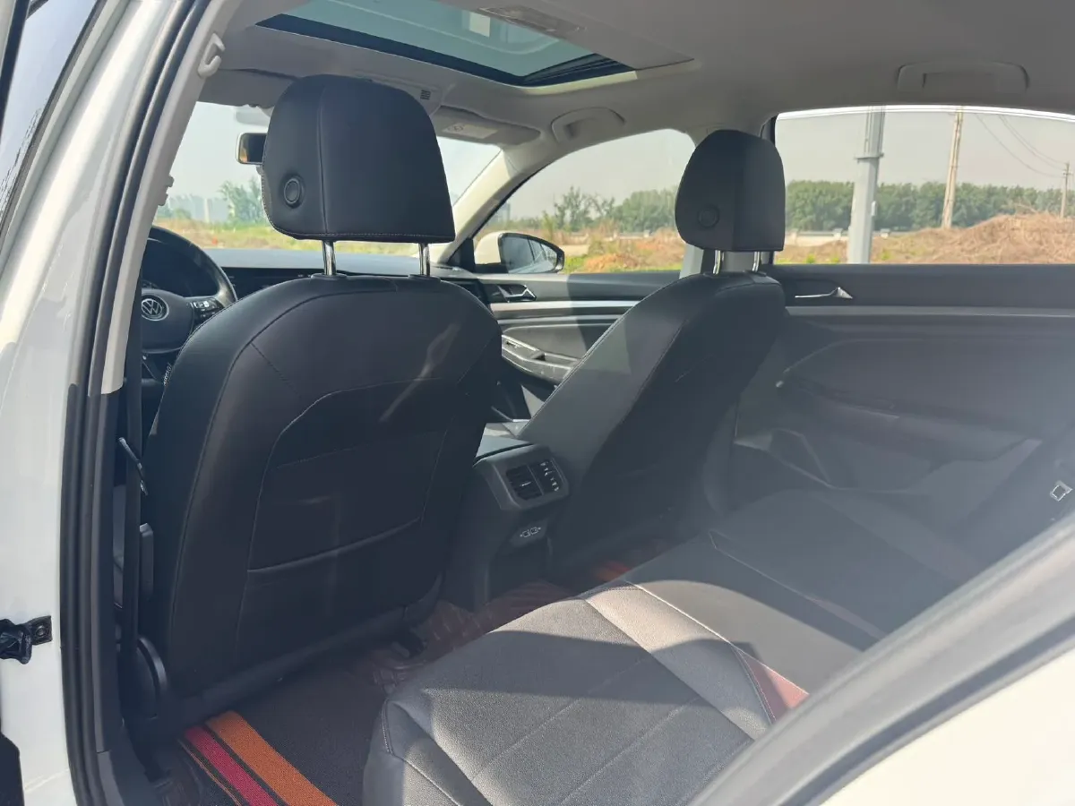 2021 Volkswagen Bora 1.5L 113HP L4 6AT,autocango,china used car exporter,china ev exporter,chinese used car exporter,chinese used ev exporter