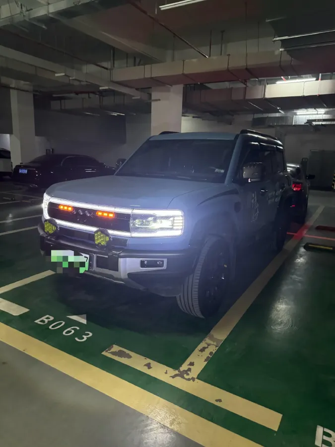 2023 FangChengBao Bao 5 1.5T 194HP L4 E-CVT PHEV 31.8KWH,autocango,china used car exporter,china ev exporter,chinese used car exporter,chinese used ev exporter