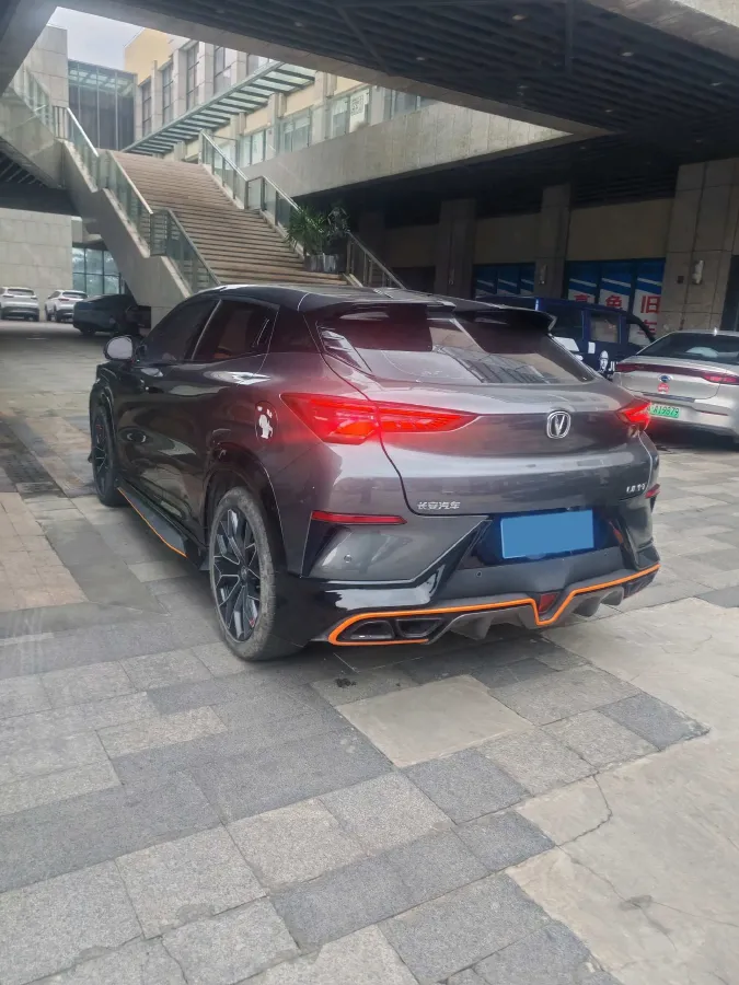2022 ChangAn UNI-T 1.5T 188HP L4 7DCT,autocango,china used car exporter,china ev exporter,chinese used car exporter,chinese used ev exporter