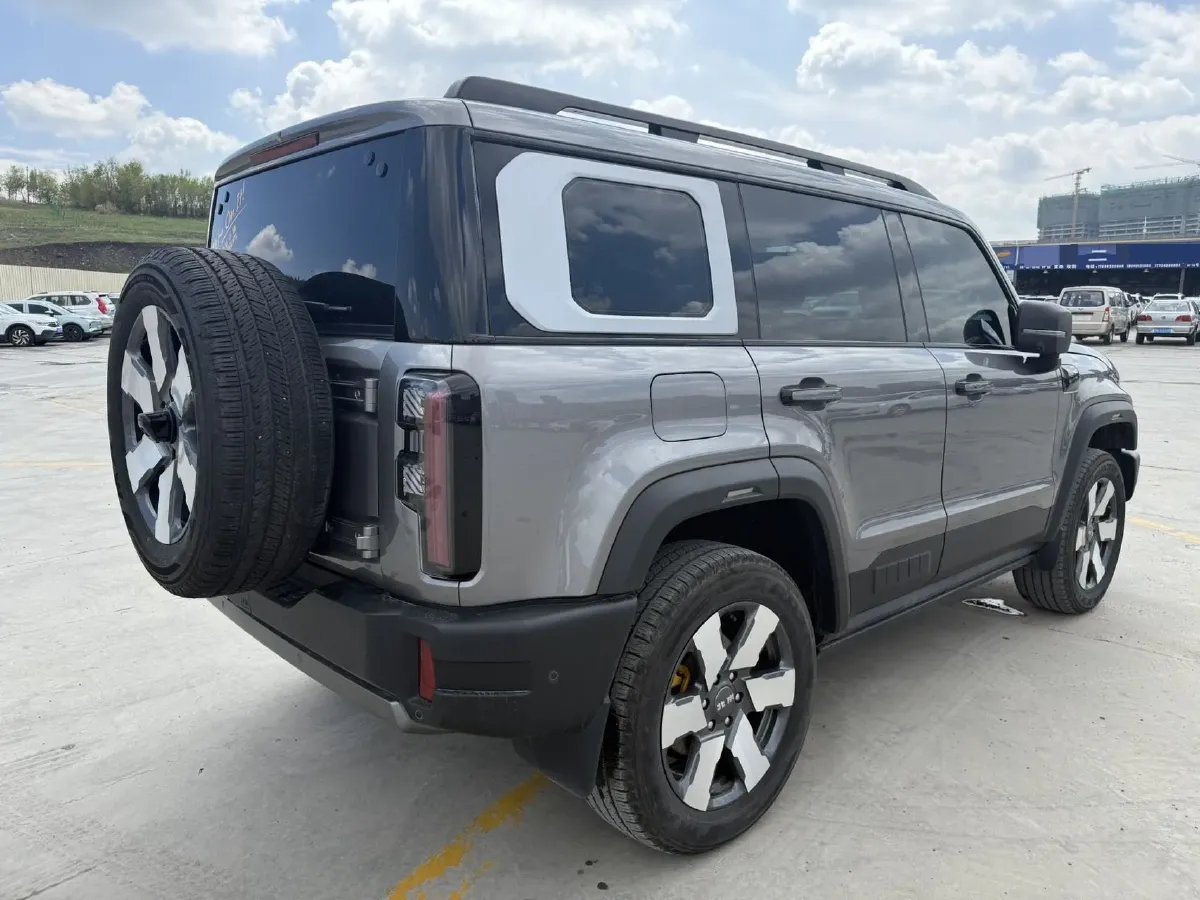 2025 Beijing BJ40 REEV REEV 188HP REEV 40.3KWH,autocango,china used car exporter,china ev exporter,chinese used car exporter,chinese used ev exporter