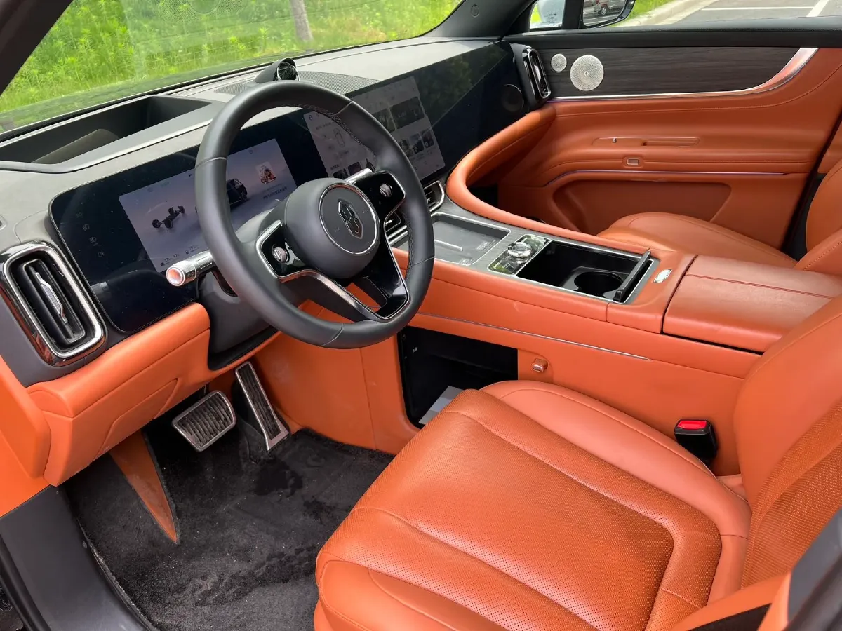 2024 AITO AITO M9 1.5T 152HP L4 REEV 42KWH,autocango,china used car exporter,china ev exporter,chinese used car exporter,chinese used ev exporter