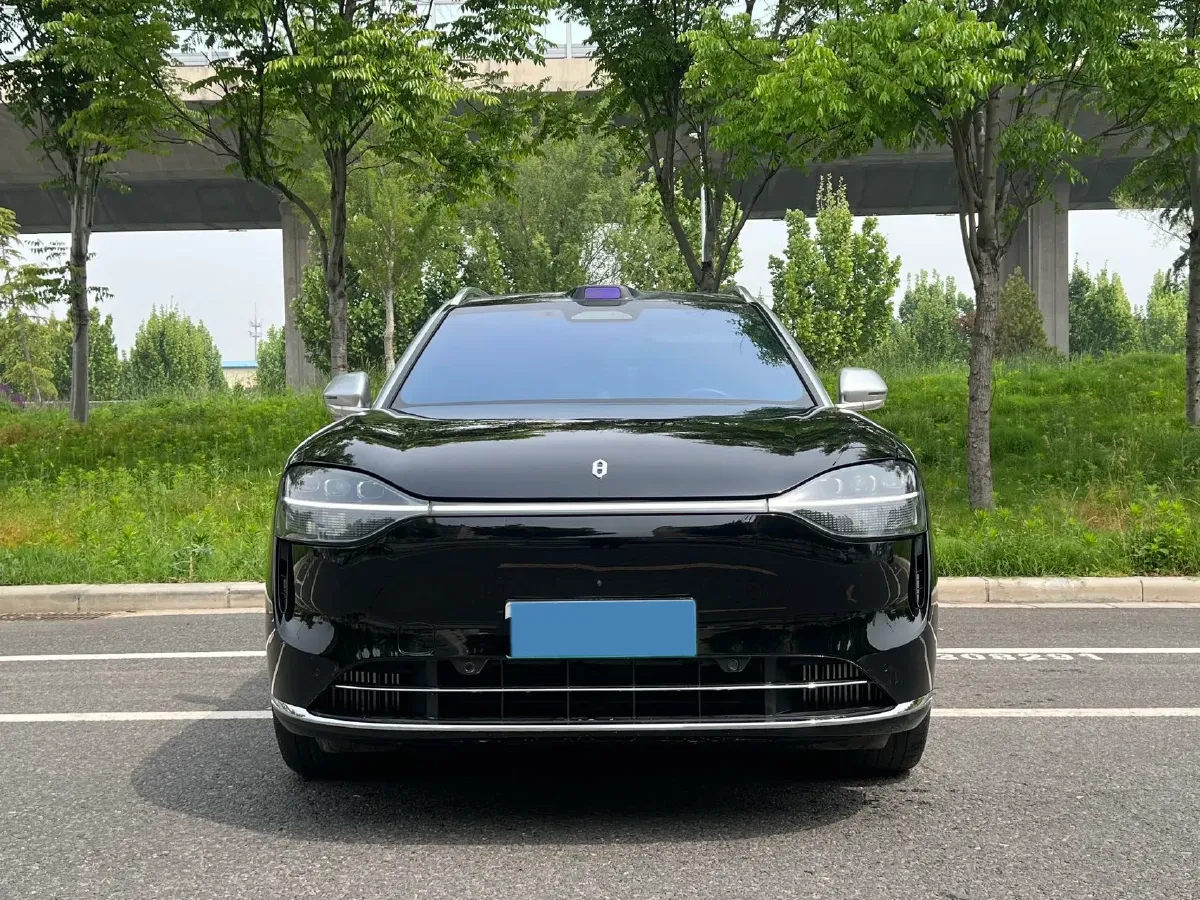 2024 AITO AITO M9 1.5T 152HP L4 REEV 42KWH,autocango,china used car exporter,china ev exporter,chinese used car exporter,chinese used ev exporter