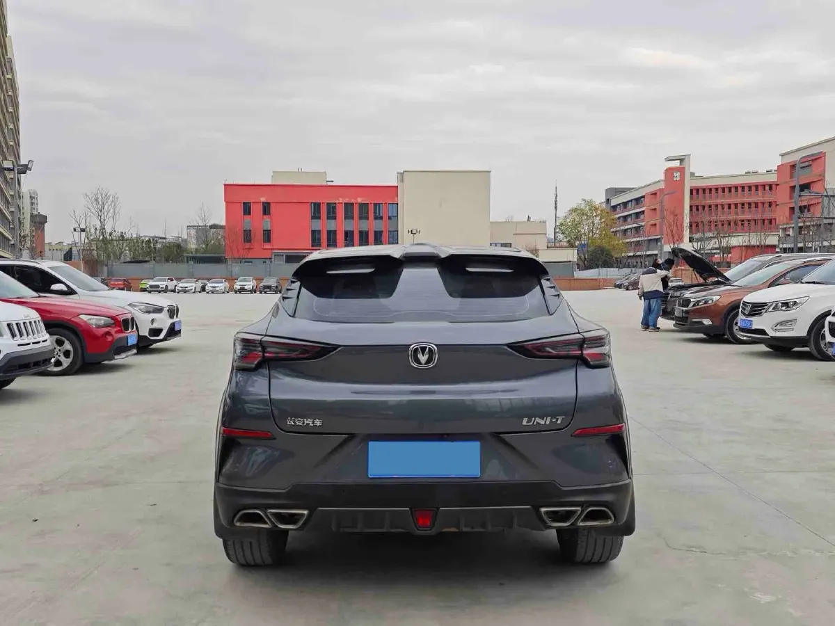 2020 ChangAn UNI-T 1.5T 180HP L4 7DCT,autocango,china used car exporter,china ev exporter,chinese used car exporter,chinese used ev exporter
