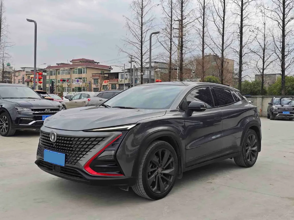 2020 ChangAn UNI-T 1.5T 180HP L4 7DCT,autocango,china used car exporter,china ev exporter,chinese used car exporter,chinese used ev exporter