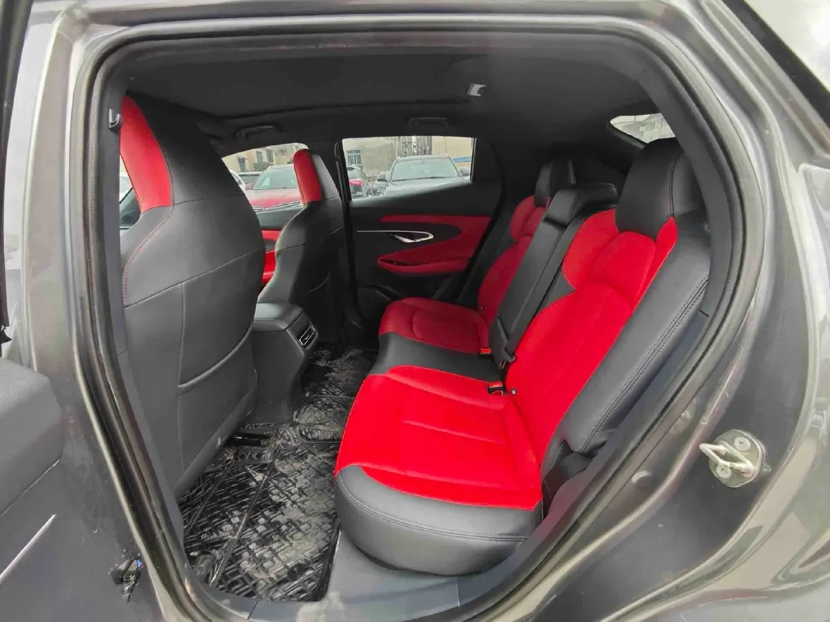 2020 ChangAn UNI-T 1.5T 180HP L4 7DCT,autocango,china used car exporter,china ev exporter,chinese used car exporter,chinese used ev exporter