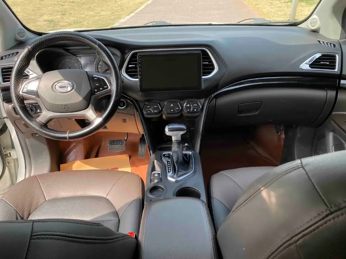 2017 GAC Trumpchi GS4 1.5T 152HP L4 6AT,autocango,china used car exporter,china ev exporter,chinese used car exporter,chinese used ev exporter