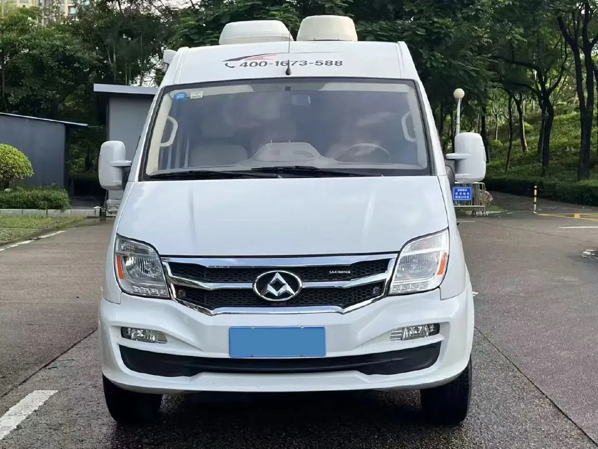 2018 MAXUS XinTu V80 2.5T 136HP L4 6MT,autocango,china used car exporter,china ev exporter,chinese used car exporter,chinese used ev exporter
