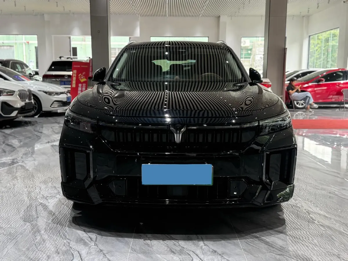 2024 Voyah FREE 1.5T 150HP L4 REEV 39.2KWH,autocango,china used car exporter,china ev exporter,chinese used car exporter,chinese used ev exporter