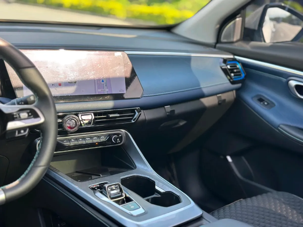 2023 GAC Trumpchi GS3 1.5T 177HP L4 7DCT,autocango,china used car exporter,china ev exporter,chinese used car exporter,chinese used ev exporter