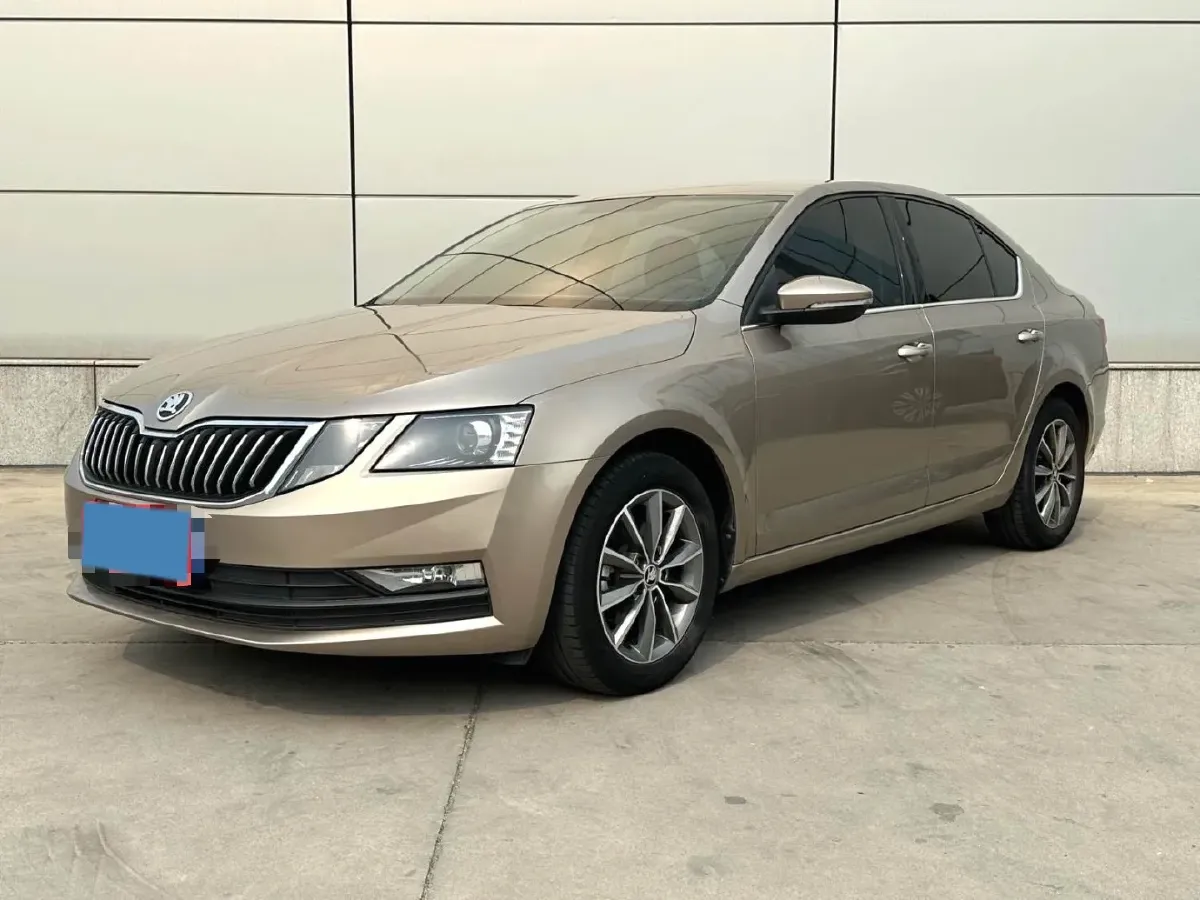 2021 Skoda Octavia 1.5L 113HP L4 6AT,autocango,china used car exporter,china ev exporter,chinese used car exporter,chinese used ev exporter