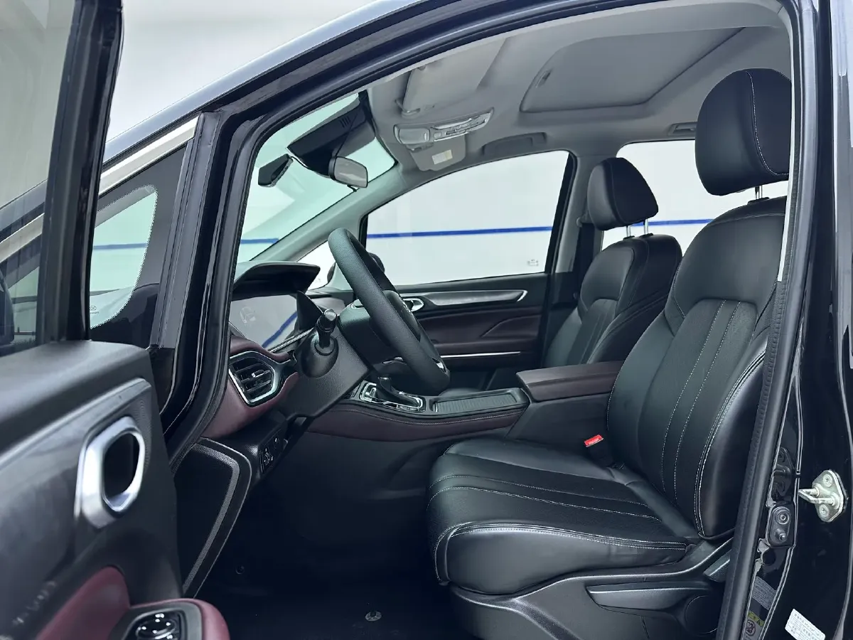 2021 GAC Trumpchi M6 1.5T 169HP L4 7DCT,autocango,china used car exporter,china ev exporter,chinese used car exporter,chinese used ev exporter