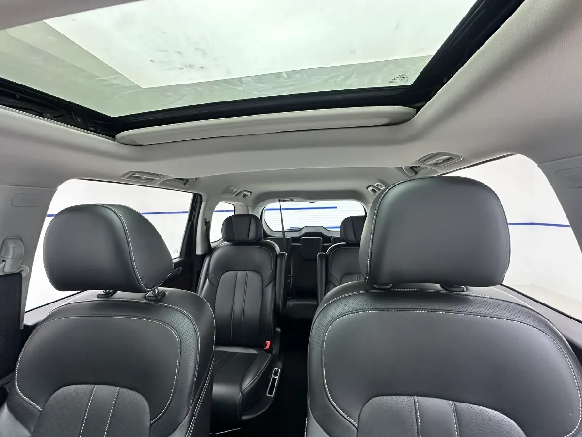 2021 GAC Trumpchi M6 1.5T 169HP L4 7DCT,autocango,china used car exporter,china ev exporter,chinese used car exporter,chinese used ev exporter