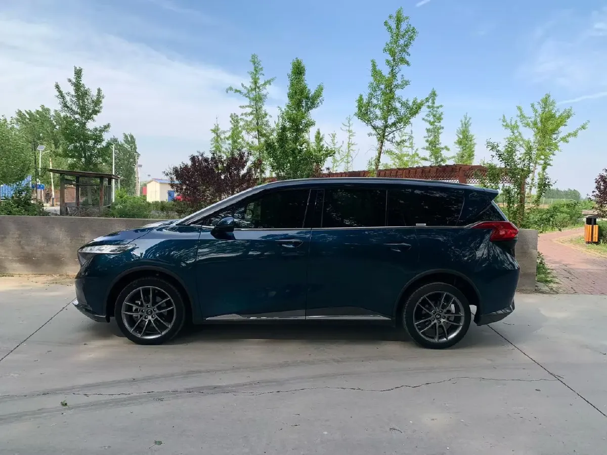 2020 HaiMa 7X 1.6T 195HP L4 6AT,autocango,china used car exporter,china ev exporter,chinese used car exporter,chinese used ev exporter