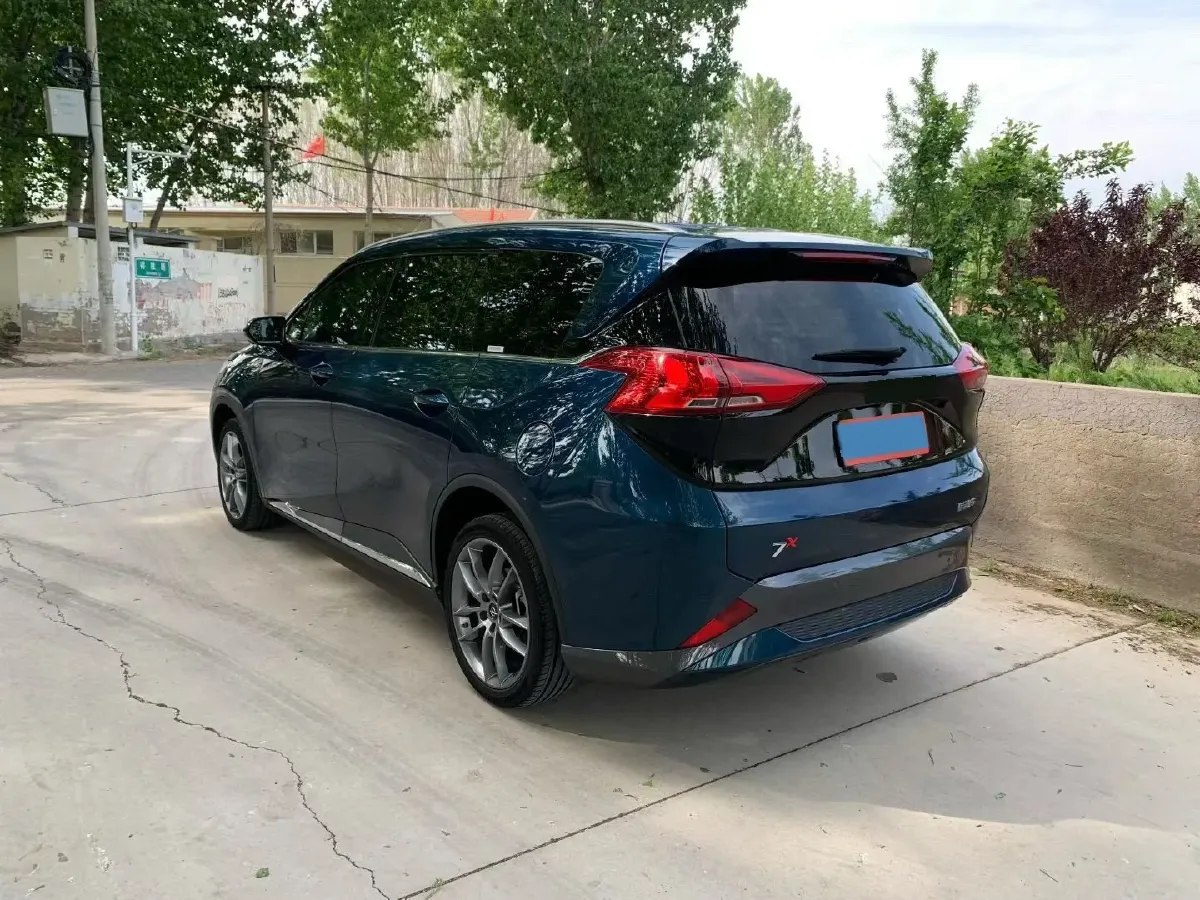 2020 HaiMa 7X 1.6T 195HP L4 6AT,autocango,china used car exporter,china ev exporter,chinese used car exporter,chinese used ev exporter
