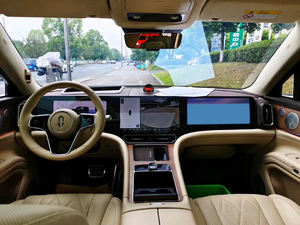 2024 AITO AITO M9 1.5T 152HP L4 REEV 42KWH,autocango,china used car exporter,china ev exporter,chinese used car exporter,chinese used ev exporter