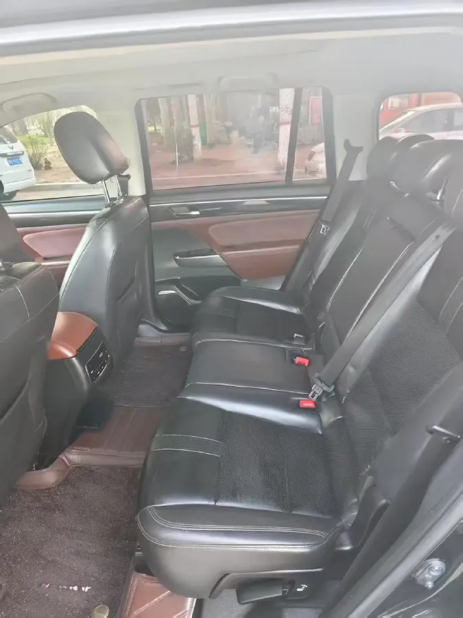 2017 GAC Trumpchi GS8 2.0T 201HP L4 6AT,autocango,china used car exporter,china ev exporter,chinese used car exporter,chinese used ev exporter