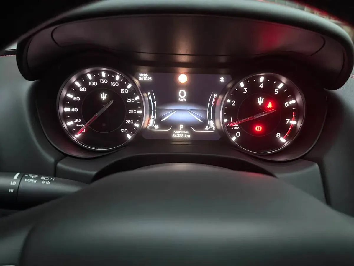 2021 Maserati Ghibli 3.0T 350HP V6 8AT,autocango,china used car exporter,china ev exporter,chinese used car exporter,chinese used ev exporter