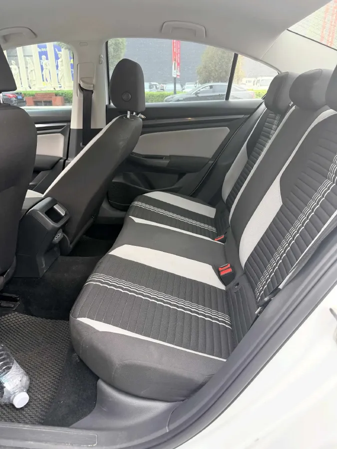 2024 Volkswagen Bora 1.2T 116HP L4 7DCT,autocango,china used car exporter,china ev exporter,chinese used car exporter,chinese used ev exporter