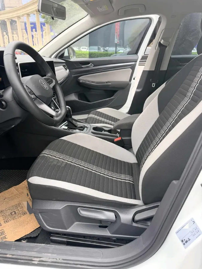 2024 Volkswagen Bora 1.2T 116HP L4 7DCT,autocango,china used car exporter,china ev exporter,chinese used car exporter,chinese used ev exporter