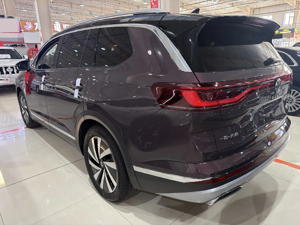 2021 Volkswagen Talagon 2.0T 220HP L4 7DCT,autocango,china used car exporter,china ev exporter,chinese used car exporter,chinese used ev exporter