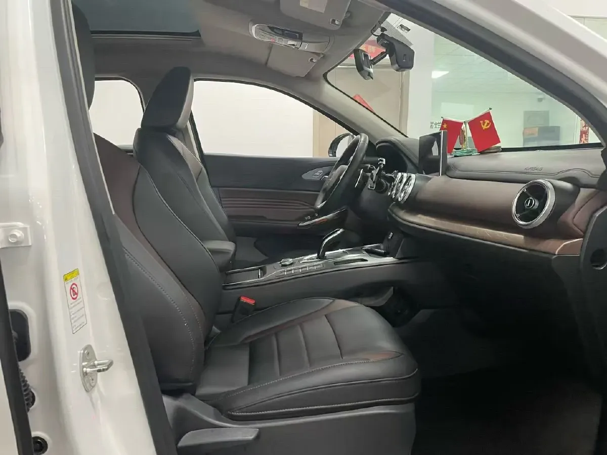 2021 WEY VV5 1.5T 171HP L4 7DCT,autocango,china used car exporter,china ev exporter,chinese used car exporter,chinese used ev exporter