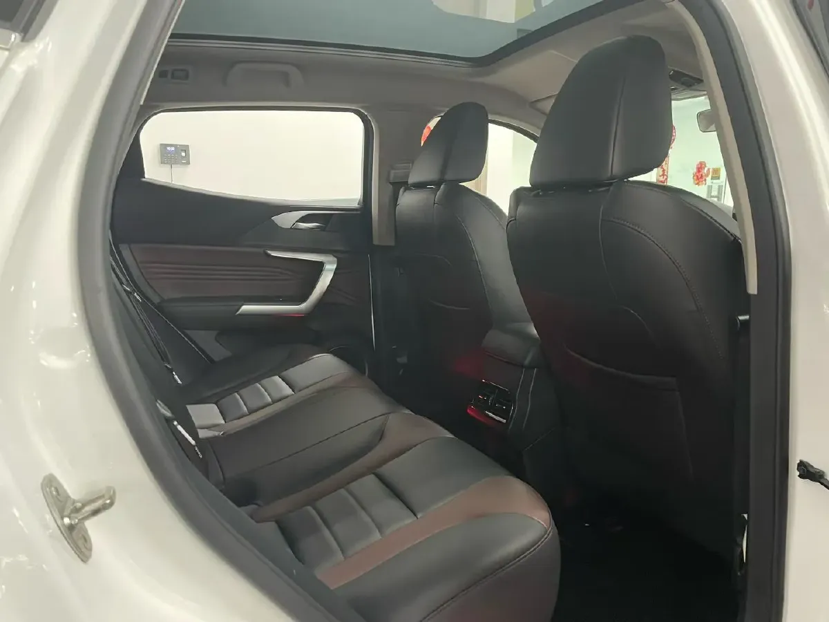 2021 WEY VV5 1.5T 171HP L4 7DCT,autocango,china used car exporter,china ev exporter,chinese used car exporter,chinese used ev exporter