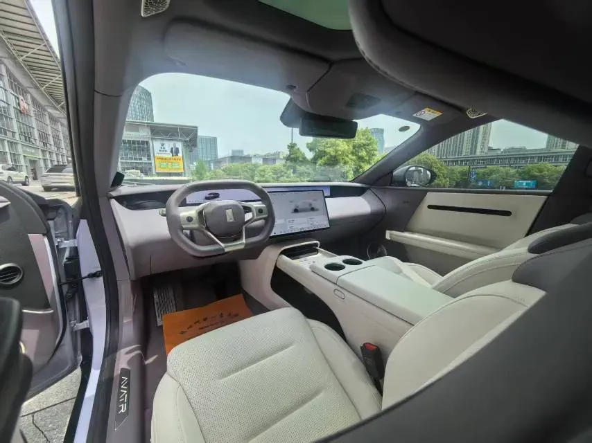 2025 Avatr 06 REEV 156HP REEV,autocango,china used car exporter,china ev exporter,chinese used car exporter,chinese used ev exporter