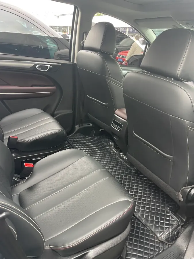 2023 GAC Trumpchi M6 1.5T 177HP L4 7DCT,autocango,china used car exporter,china ev exporter,chinese used car exporter,chinese used ev exporter