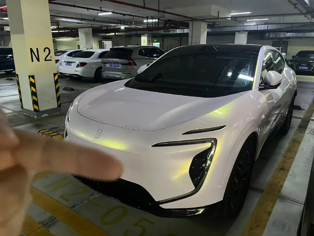 2026 Avatr 07 BEV,autocango,china used car exporter,china ev exporter,chinese used car exporter,chinese used ev exporter