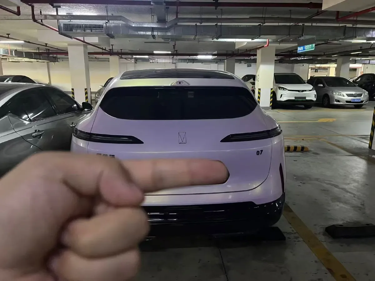 2026 Avatr 07 BEV,autocango,china used car exporter,china ev exporter,chinese used car exporter,chinese used ev exporter