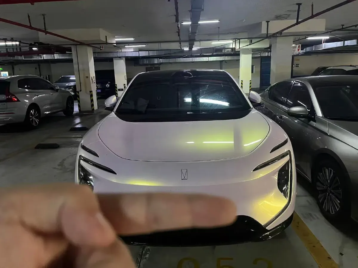 2026 Avatr 07 BEV,autocango,china used car exporter,china ev exporter,chinese used car exporter,chinese used ev exporter