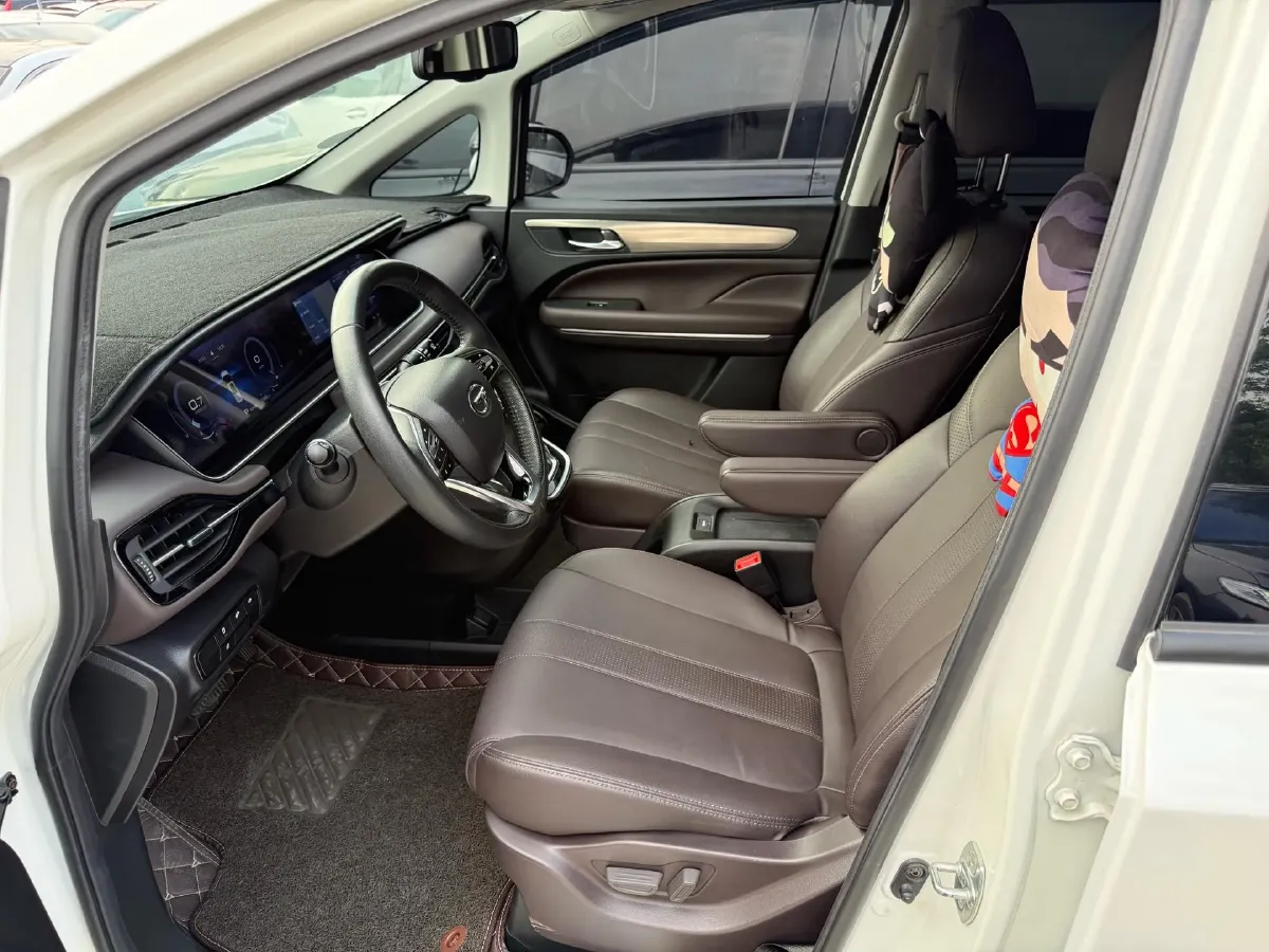 2021 GAC Trumpchi M6 1.5T 169HP L4 7DCT,autocango,china used car exporter,china ev exporter,chinese used car exporter,chinese used ev exporter