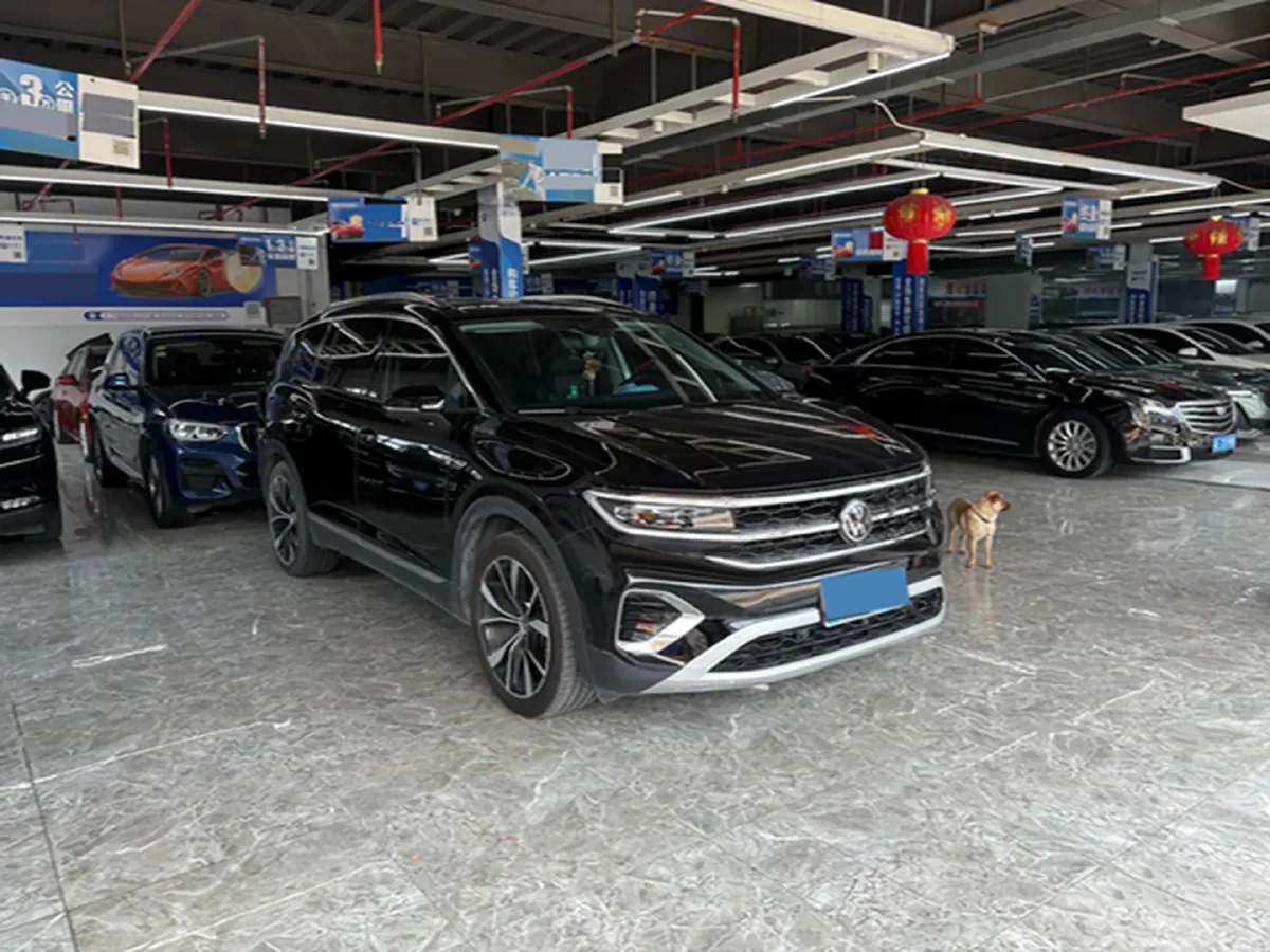 2021 Volkswagen Talagon 2.5T 299HP V6 7DCT,autocango,china used car exporter,china ev exporter,chinese used car exporter,chinese used ev exporter