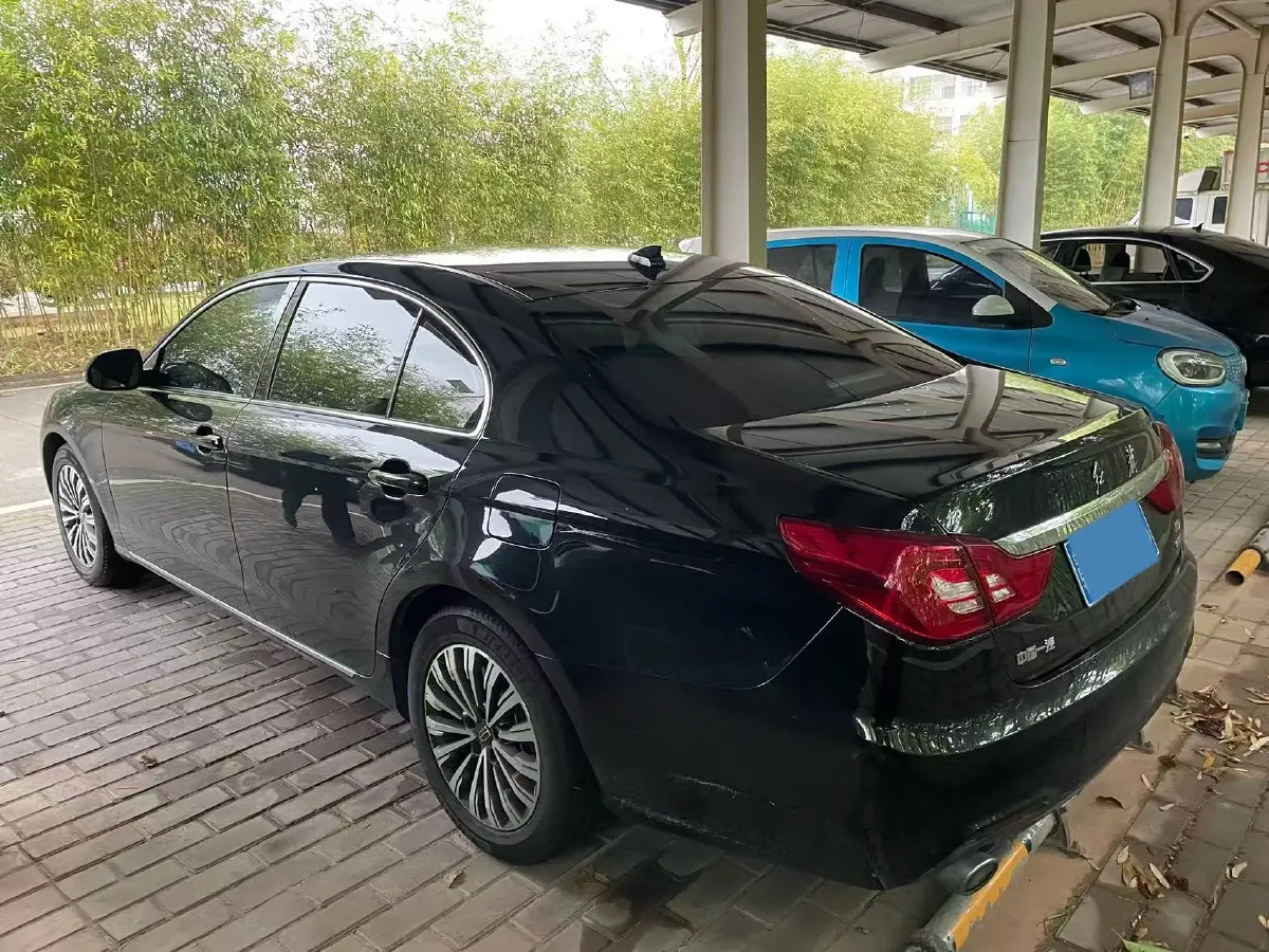 2021 HongQi H7 1.8T 188HP L4 6AT,autocango,china used car exporter,china ev exporter,chinese used car exporter,chinese used ev exporter