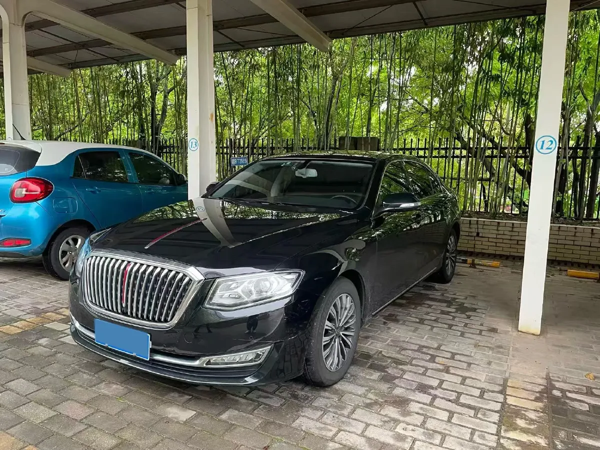 2021 HongQi H7 1.8T 188HP L4 6AT,autocango,china used car exporter,china ev exporter,chinese used car exporter,chinese used ev exporter