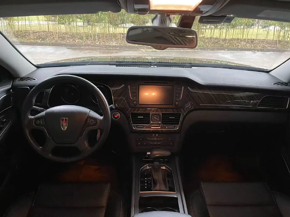 2021 HongQi H7 1.8T 188HP L4 6AT,autocango,china used car exporter,china ev exporter,chinese used car exporter,chinese used ev exporter