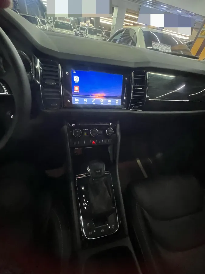 2018 Skoda Kodiak 2.0T 186HP L4 7DCT,autocango,china used car exporter,china ev exporter,chinese used car exporter,chinese used ev exporter