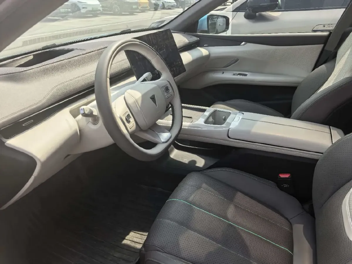 2024 Deepal L07 1.5L 98HP L4 REEV 28.39KWH,autocango,china used car exporter,china ev exporter,chinese used car exporter,chinese used ev exporter