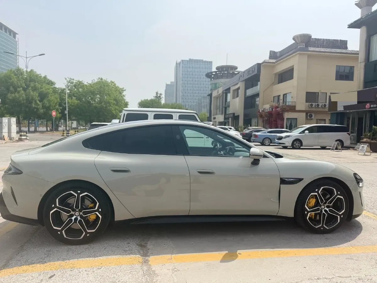 2024 MI SU7 BEV 101KWH,autocango,china used car exporter,china ev exporter,chinese used car exporter,chinese used ev exporter