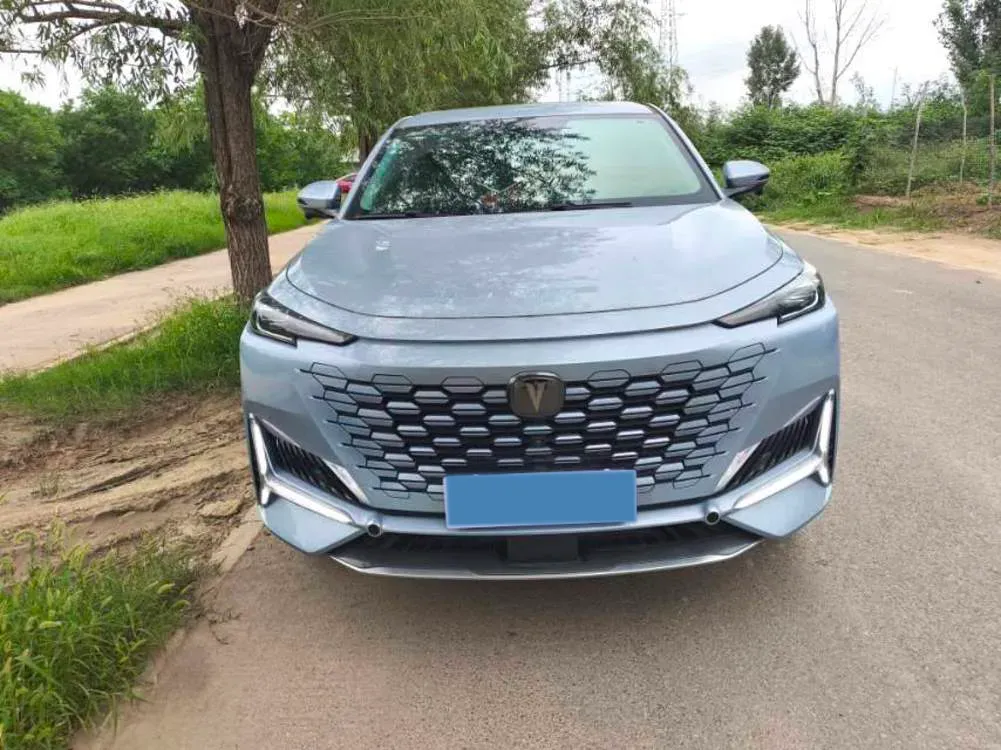 2021 ChangAn UNI-K 2.0T 233HP L4 8AT,autocango,china used car exporter,china ev exporter,chinese used car exporter,chinese used ev exporter
